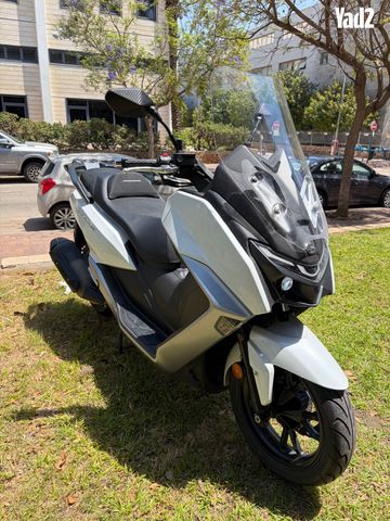 מודעת רכב סאן יאנג מקסים 400