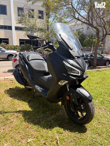 מודעת רכב סאן יאנג ג'וי-מקס Z-250