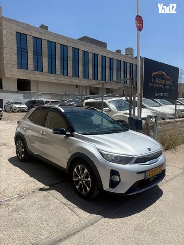 מודעת רכב קיה סטוניק