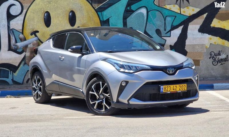 מודעת רכב טויוטה C-HR