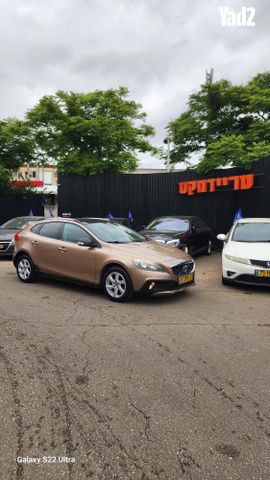 מודעת רכב וולוו V40