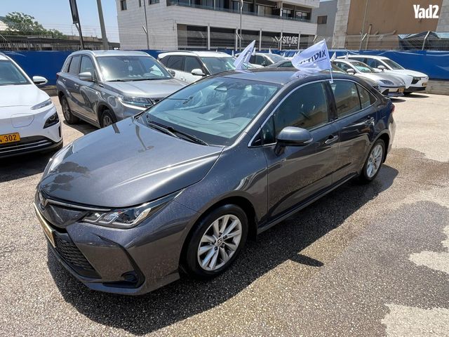 מודעת רכב טויוטה קורולה