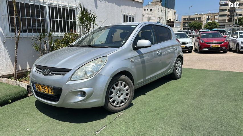 מודעת רכב יונדאי i20