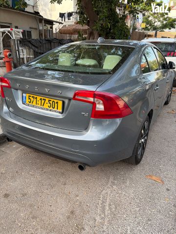 מודעת רכב וולוו S60 2