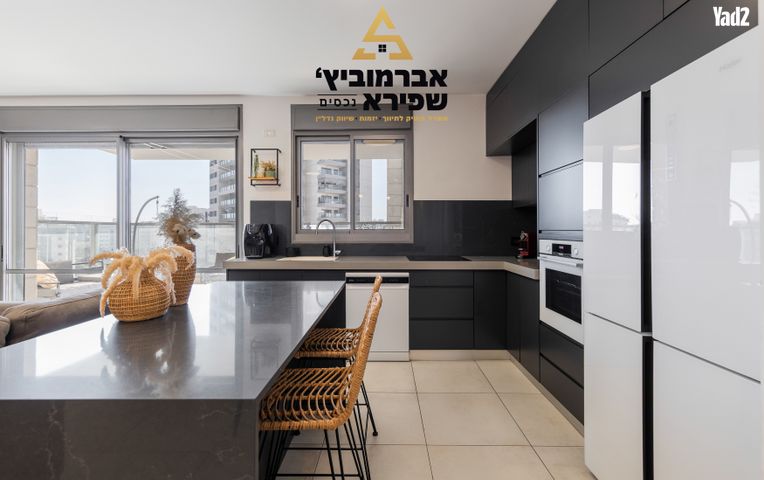 שניר 1