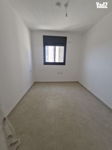 יצחק ארנסט נבנצל 