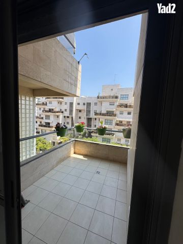 הגוש הגדול, רמת אביב החדשה, נופי ים