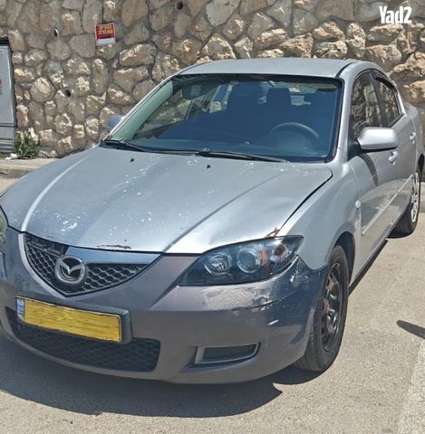 מודעת רכב מאזדה 3