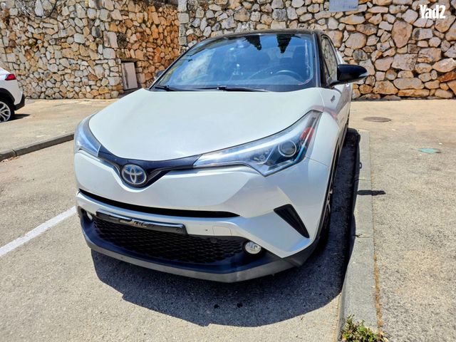 מודעת רכב טויוטה C-HR
