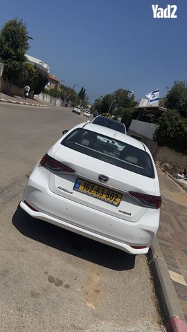 מודעת רכב טויוטה קורולה