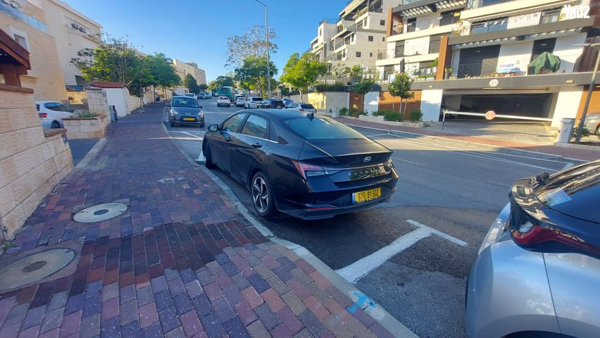 מודעת רכב יונדאי אלנטרה