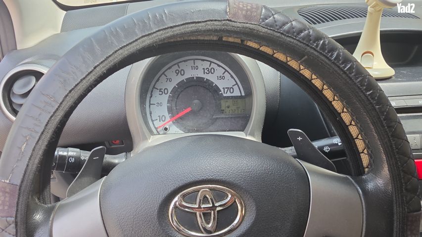 מודעת רכב טויוטה אייגו