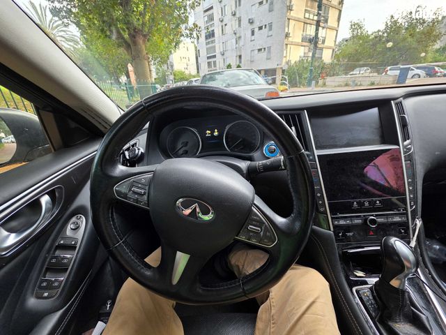 מודעת רכב אינפיניטי Q50
