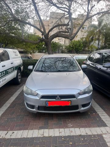 מודעת רכב מיצובישי לנסר