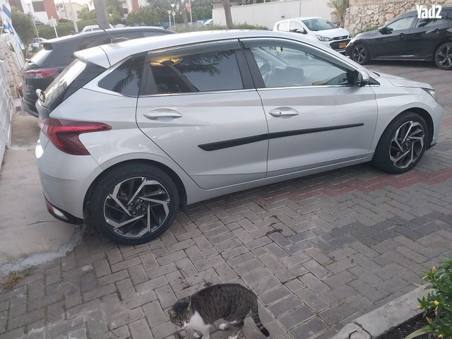 מודעת רכב יונדאי i20