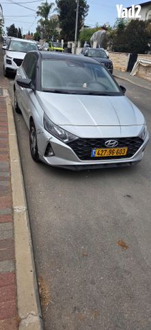 מודעת רכב יונדאי i20