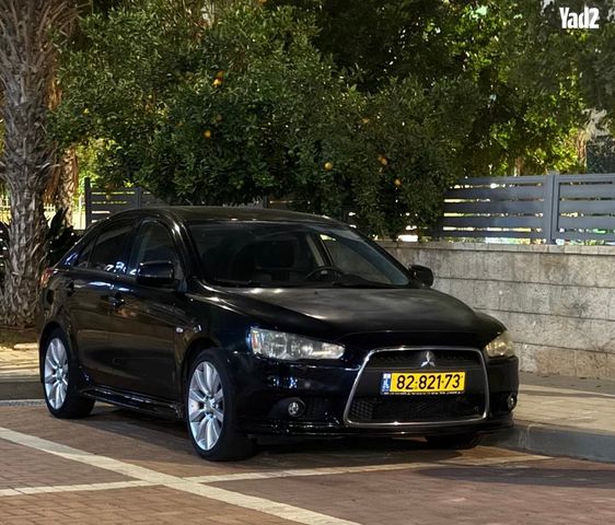 מודעת רכב מיצובישי לנסר
