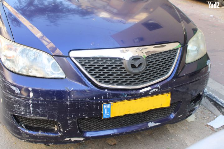 מודעת רכב מאזדה MPV