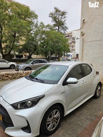 מודעת רכב טויוטה יאריס