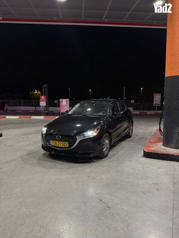 מודעת רכב מאזדה 2