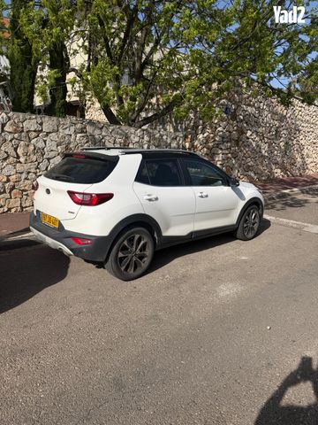 מודעת רכב קיה סטוניק