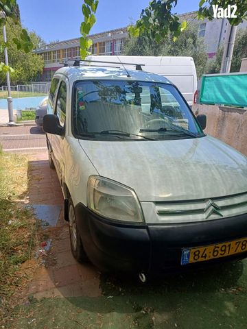 מודעת רכב סיטרואן ברלינגו 