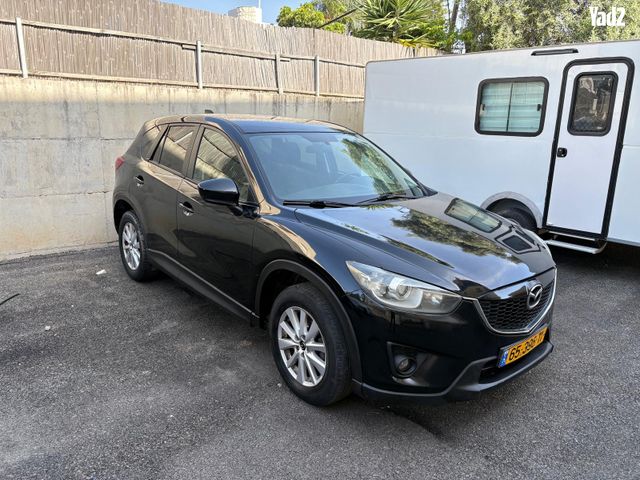 מודעת רכב מאזדה CX-5