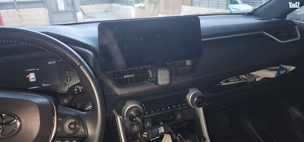 מודעת רכב טויוטה RAV4