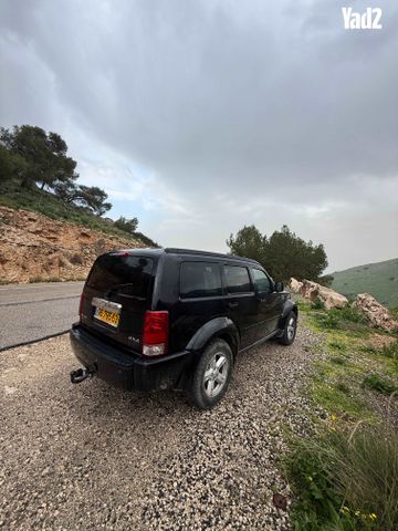 מודעת רכב דודג' ניטרו