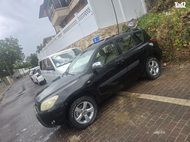 מודעת רכב טויוטה RAV4