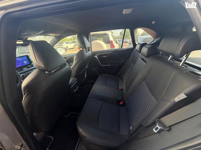 מודעת רכב טויוטה RAV4 2