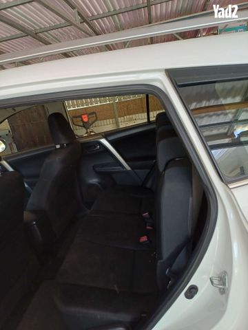 מודעת רכב טויוטה RAV4
