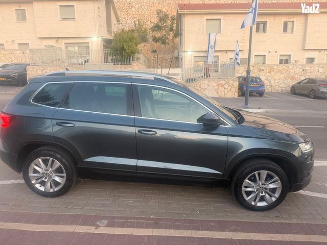 מודעת רכב סקודה קארוק