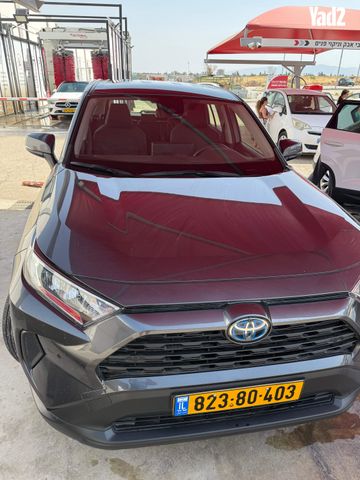 מודעת רכב טויוטה RAV4