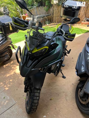 מודעת רכב בנלי TRK702X