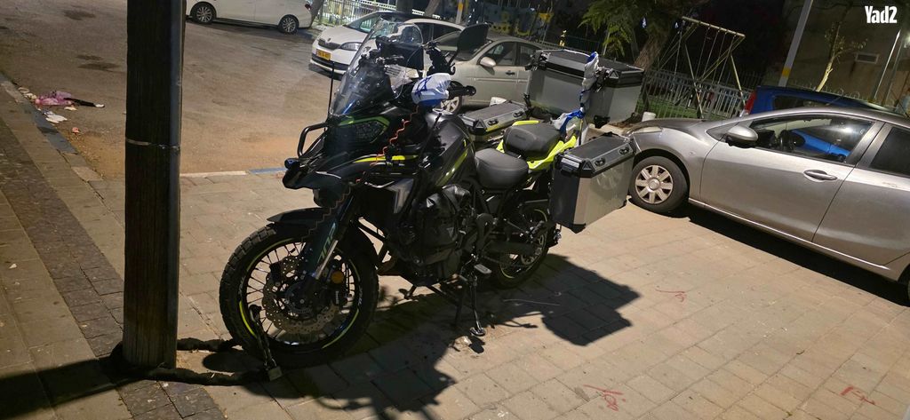 מודעת רכב בנלי TRK702X