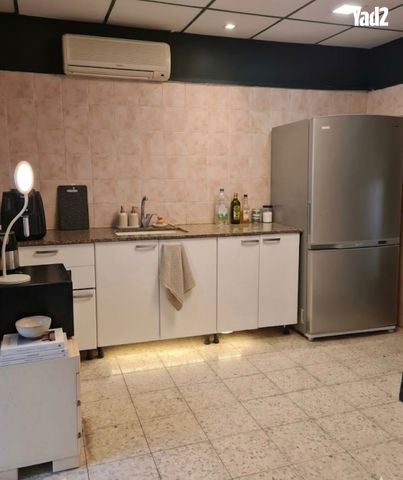 יוסף אהרונוביץ' 78