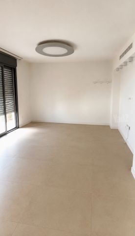דירה למכירה בתל אביב יפו (תיווך) — 2