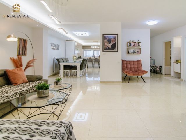 דירה למכירה בירושלים (תיווך) — 3