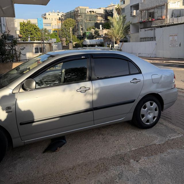 מודעת רכב טויוטה קורולה