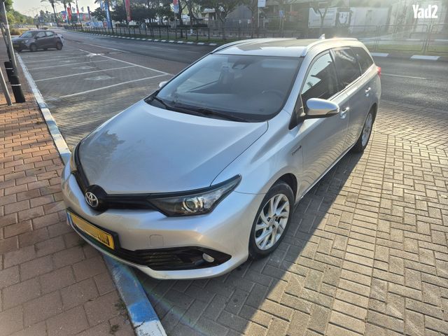 מודעת רכב טויוטה אוריס