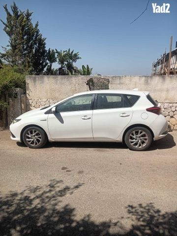 מודעת רכב טויוטה אוריס