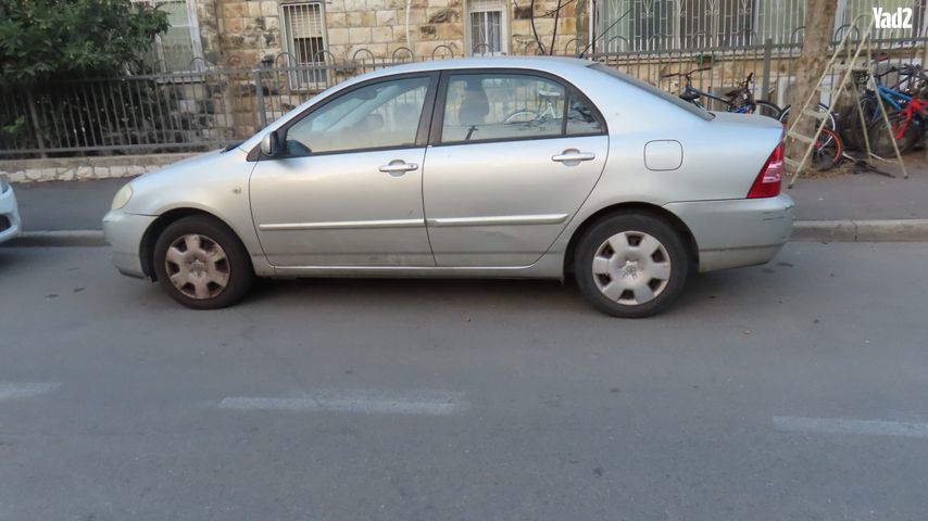 מודעת רכב טויוטה קורולה