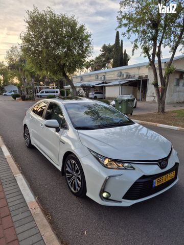 מודעת רכב טויוטה קורולה