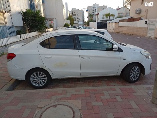 מודעת רכב מיצובישי אטראז'
