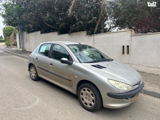 מודעת רכב פיג'ו 206