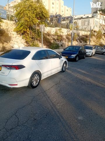 מודעת רכב טויוטה קורולה