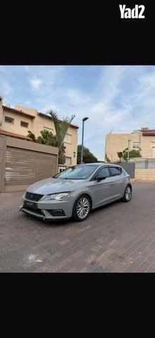 מודעת רכב סיאט לאון