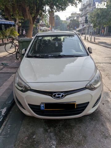 מודעת רכב יונדאי i20