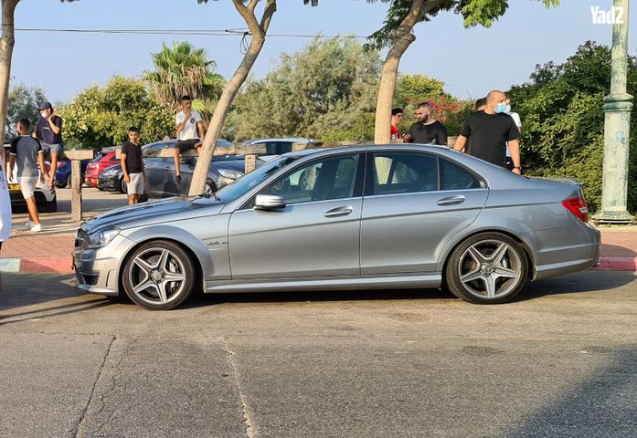 מודעת רכב מרצדס-בנץ C-class